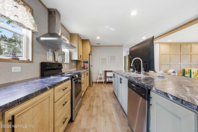 10555 YEAGER Avenue, Hastings, FL 32145