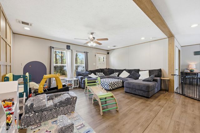 10555 YEAGER Avenue, Hastings, FL 32145