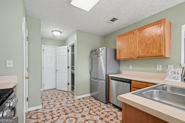 151 Ilex Drive, Canton, GA 30114