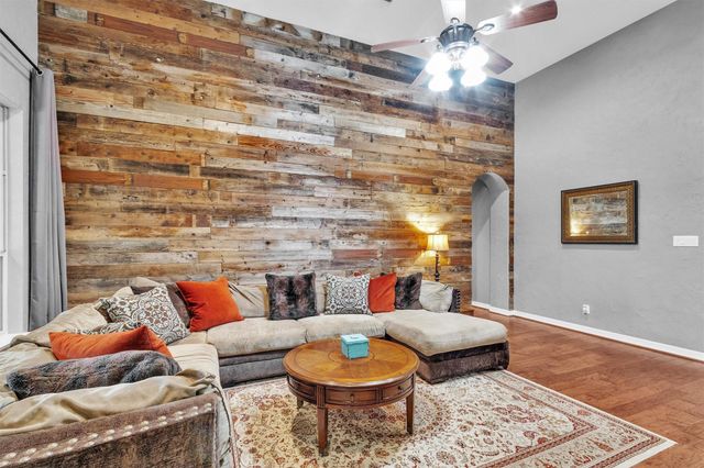19110 Timberlake Woods Lane, Tomball, TX 77377