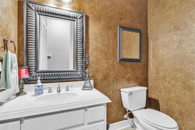 19110 Timberlake Woods Lane, Tomball, TX 77377