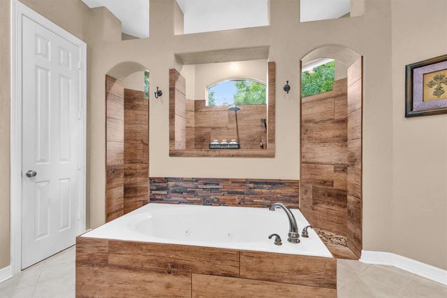 19110 Timberlake Woods Lane, Tomball, TX 77377