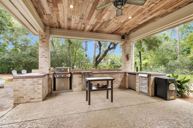 19110 Timberlake Woods Lane, Tomball, TX 77377