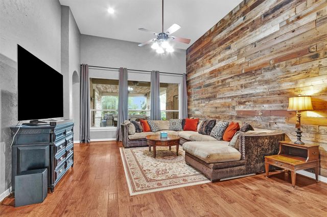 19110 Timberlake Woods Lane, Tomball, TX 77377