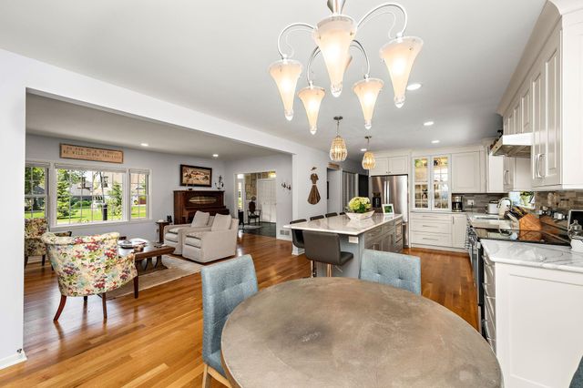 5565 Howards Point Road, Shorewood, MN 55331