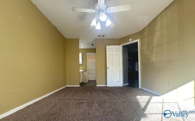 1155 Old Monrovia Road NW 8D, Huntsville, AL 35806