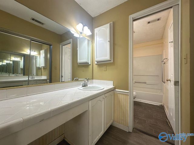 1155 Old Monrovia Road NW 8D, Huntsville, AL 35806