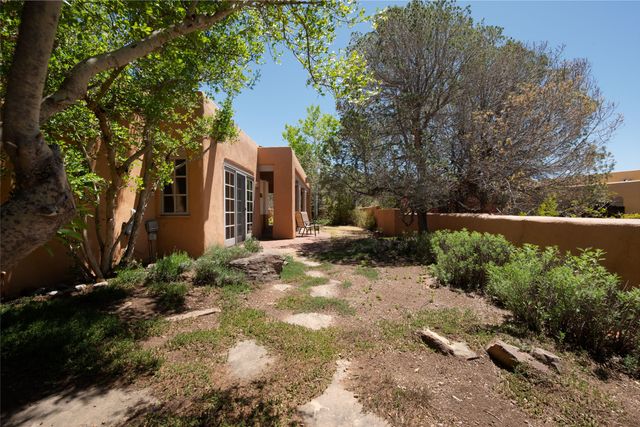 3101 Old Pecos Trail 802, Santa Fe, NM 87505