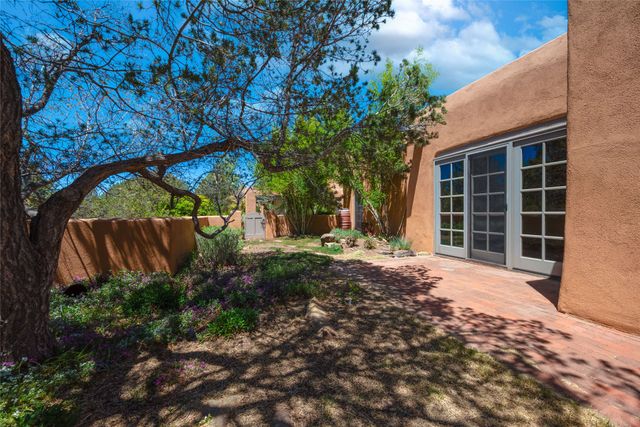 3101 Old Pecos Trail 802, Santa Fe, NM 87505