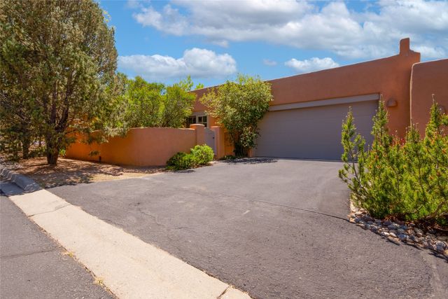3101 Old Pecos Trail 802, Santa Fe, NM 87505