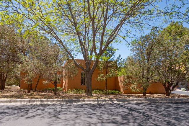 3101 Old Pecos Trail 802, Santa Fe, NM 87505