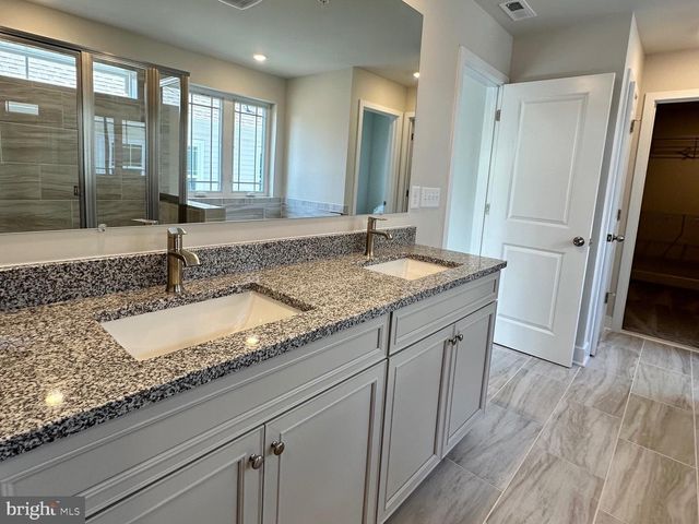 5336 NEWPORT CIR, White Plains, MD 20695