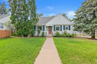 3755 Regent Avenue N, Robbinsdale, MN 55422