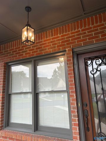 1813 Kathy Lane Court SW, Decatur, AL 35603
