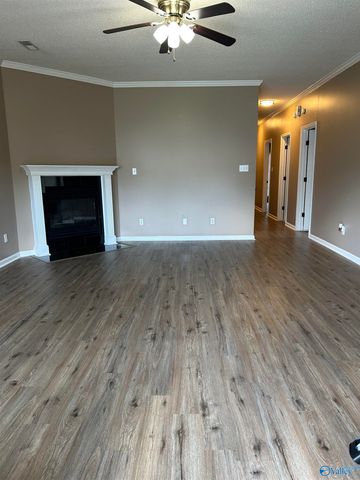 1813 Kathy Lane Court SW, Decatur, AL 35603