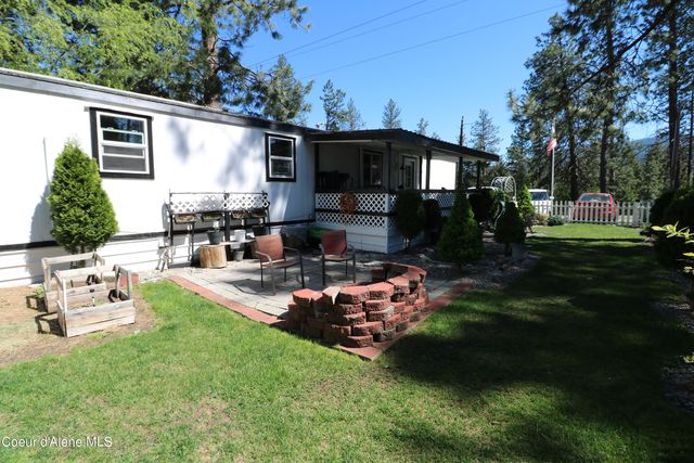 1280 W Iron Horse Circle, Post Falls, ID 83854