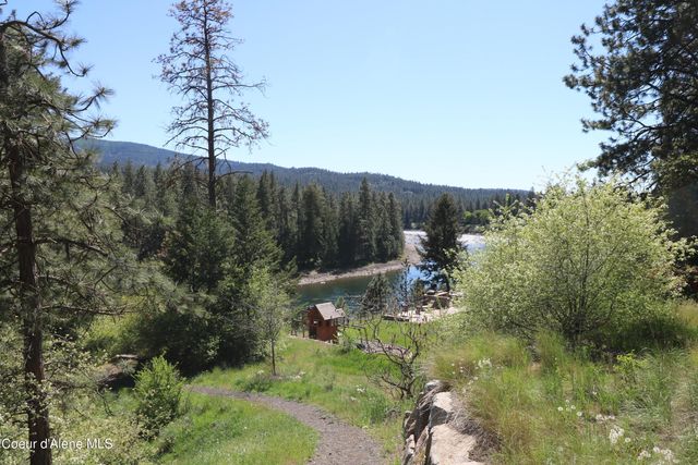 1280 W Iron Horse Circle, Post Falls, ID 83854