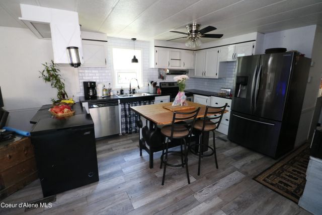 1280 W Iron Horse Circle, Post Falls, ID 83854