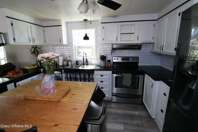 1280 W Iron Horse Circle, Post Falls, ID 83854