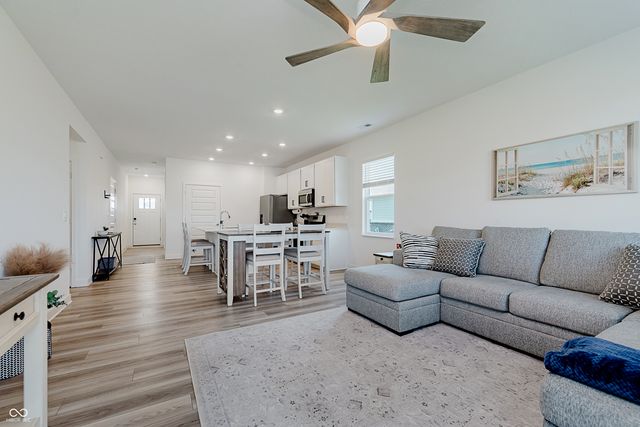 5344 W Glenview Drive W, Mccordsville, IN 46055