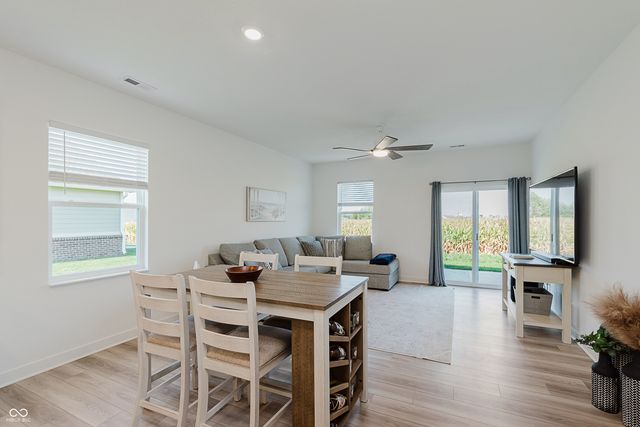 5344 W Glenview Drive W, Mccordsville, IN 46055