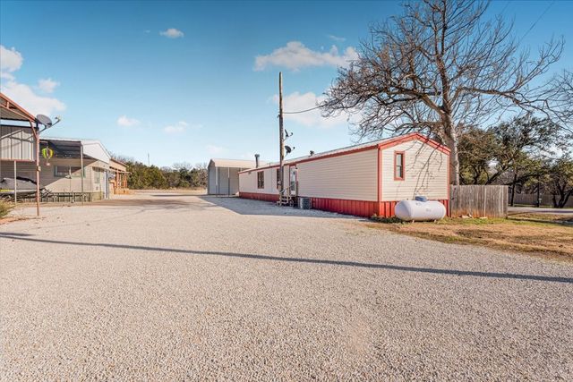 4705 Fox Hollow Road 60, Graham, TX 76450