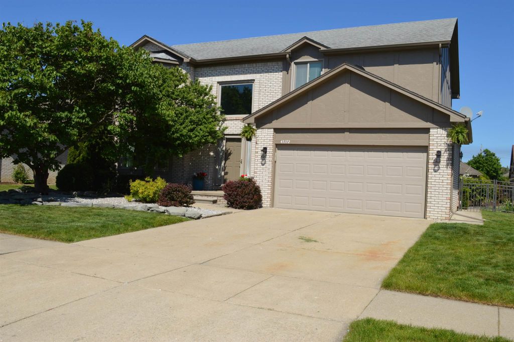 47172 Morning Dove Drive, Macomb, MI 48044