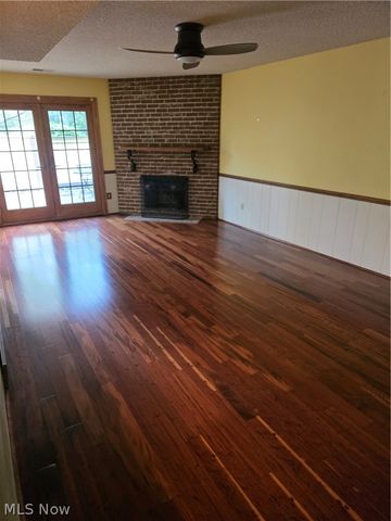 879 Hampton Ridge Drive, Akron, OH 44313