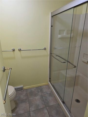 879 Hampton Ridge Drive, Akron, OH 44313