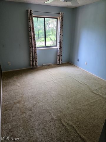 879 Hampton Ridge Drive, Akron, OH 44313