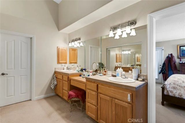25850 Mountain View, Apple Valley, CA 92308
