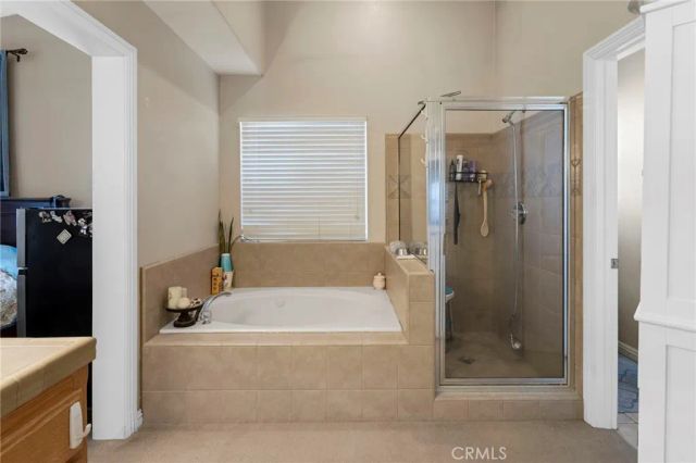 25850 Mountain View, Apple Valley, CA 92308
