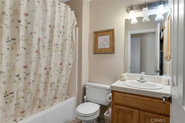25850 Mountain View, Apple Valley, CA 92308