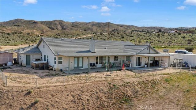 25850 Mountain View, Apple Valley, CA 92308