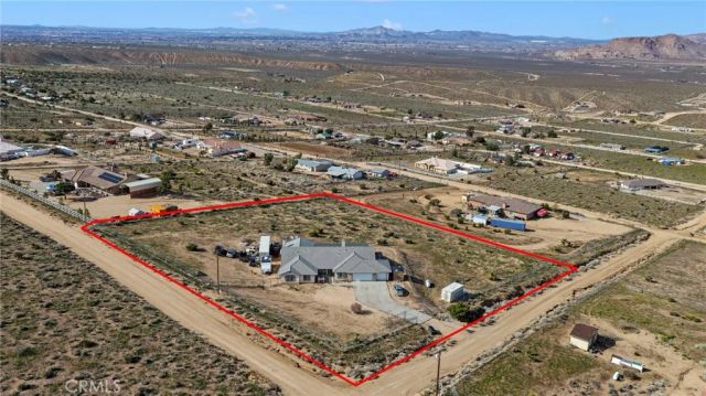 25850 Mountain View, Apple Valley, CA 92308
