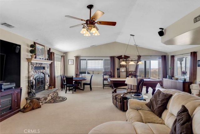25850 Mountain View, Apple Valley, CA 92308