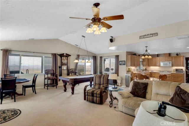 25850 Mountain View, Apple Valley, CA 92308