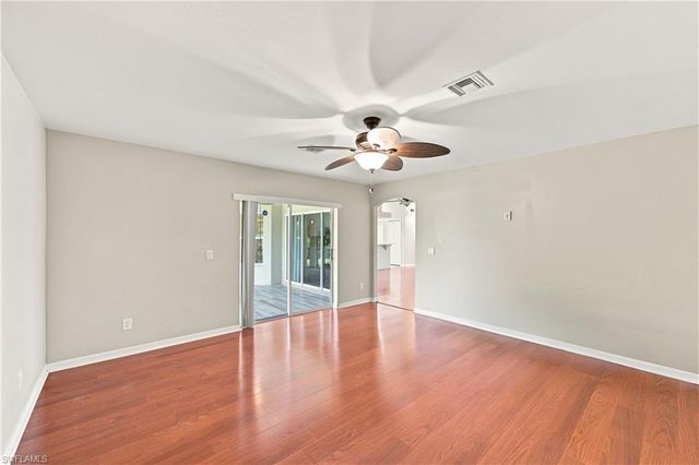 4155 NE 15th PL, Cape Coral, FL 33909
