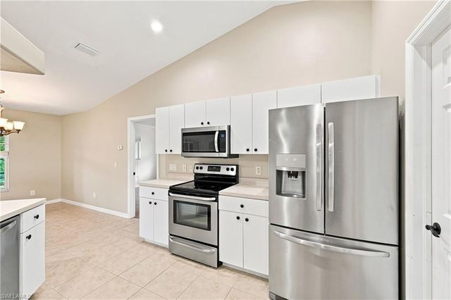 4155 NE 15th PL, Cape Coral, FL 33909