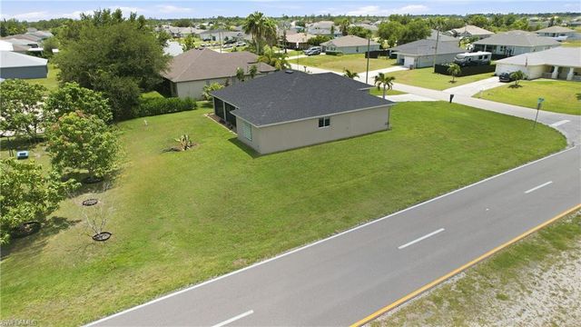 4155 NE 15th PL, Cape Coral, FL 33909