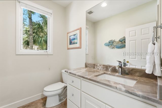 1 Sutherland Ct, Hilton Head Island, SC 29928