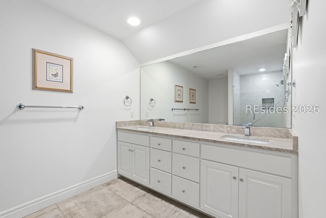 1 Sutherland Ct, Hilton Head Island, SC 29928