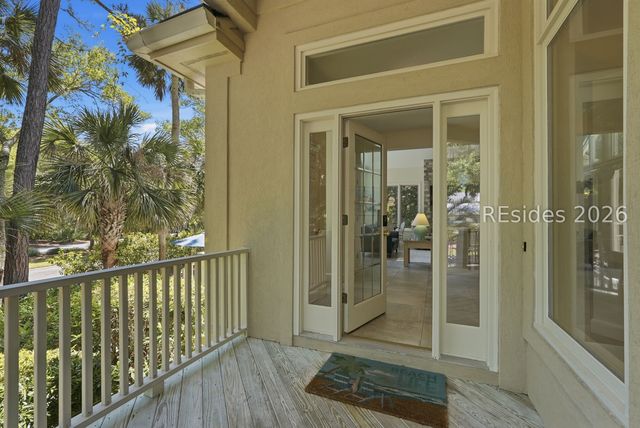 1 Sutherland Ct, Hilton Head Island, SC 29928