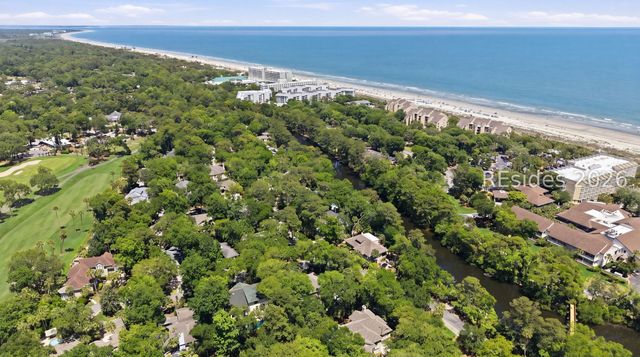 1 Sutherland Ct, Hilton Head Island, SC 29928