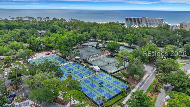 1 Sutherland Ct, Hilton Head Island, SC 29928