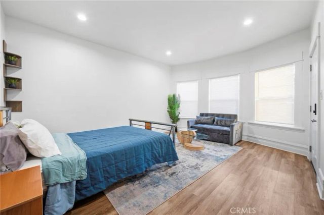 2970 W 11th, Los Angeles, CA 90006