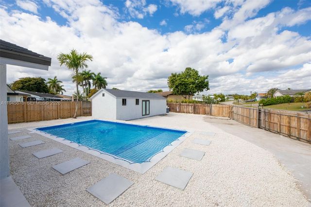 13001 SW 260th Ter, Homestead, FL 33032