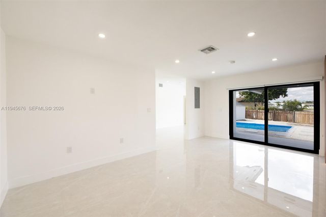 13001 SW 260th Ter, Homestead, FL 33032