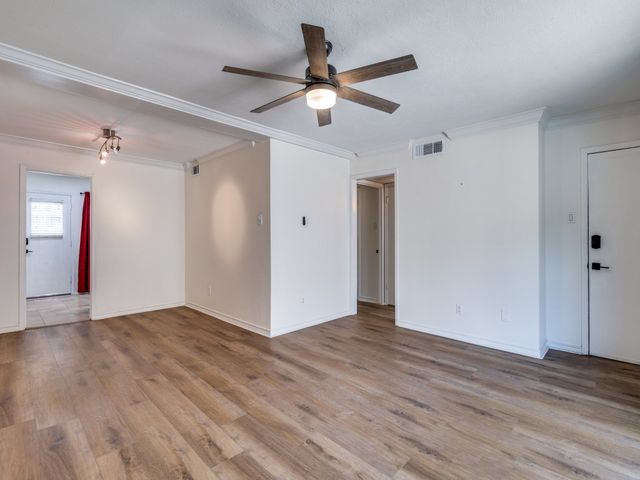 10216 Regal Oaks Drive C, Dallas, TX 75230