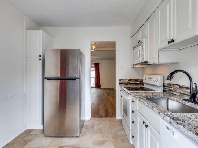 10216 Regal Oaks Drive C, Dallas, TX 75230